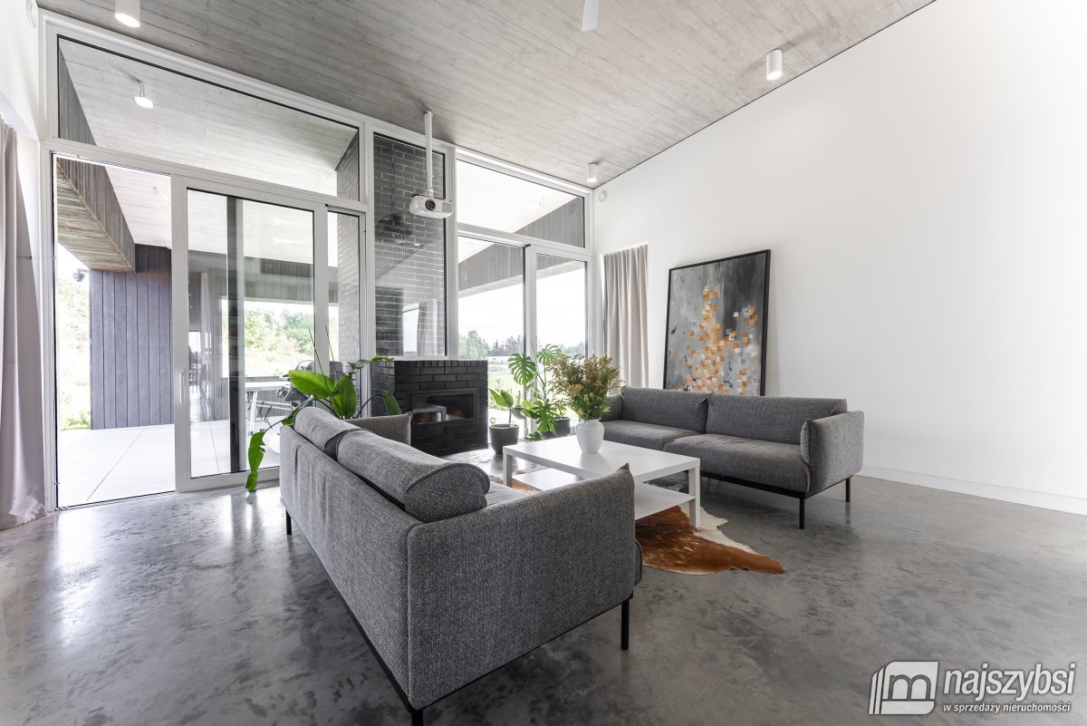 Niekanin- architektoniczna perła pod Kołobrzegiem (23)