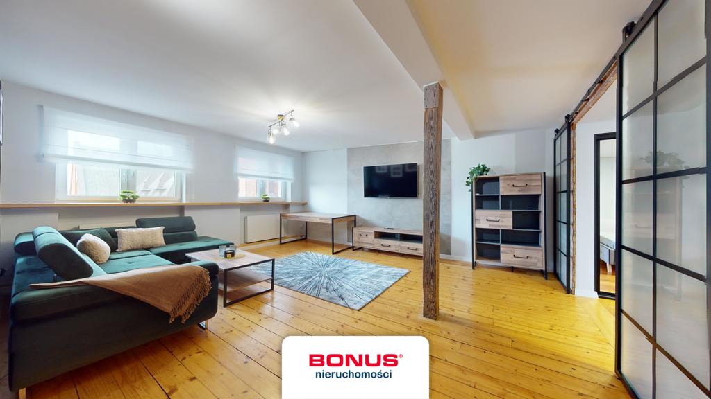Apartament z parkingiem w pobliżu Kaskady. (1)