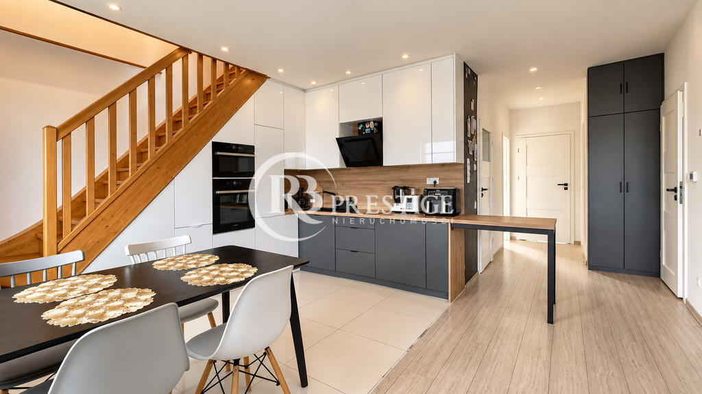 DOM W ZABUDOWIE BLIŹNIACZEJ | 87,27 m2 | 559 m2 (3)