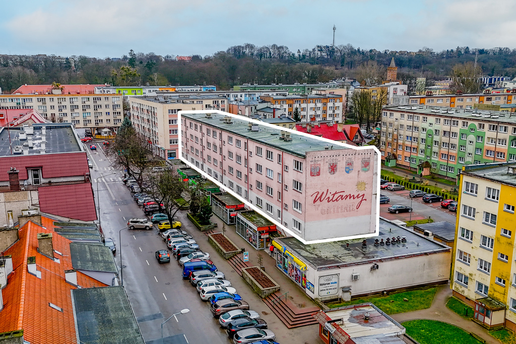 3 pokoje z osobną kuchnią w centrum Gryfina. (16)