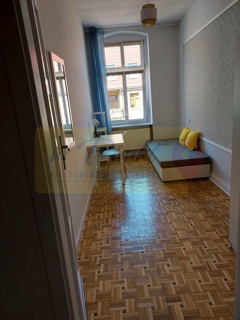 Mieszkanie inwestycyjne w ścisłym centrum (4)