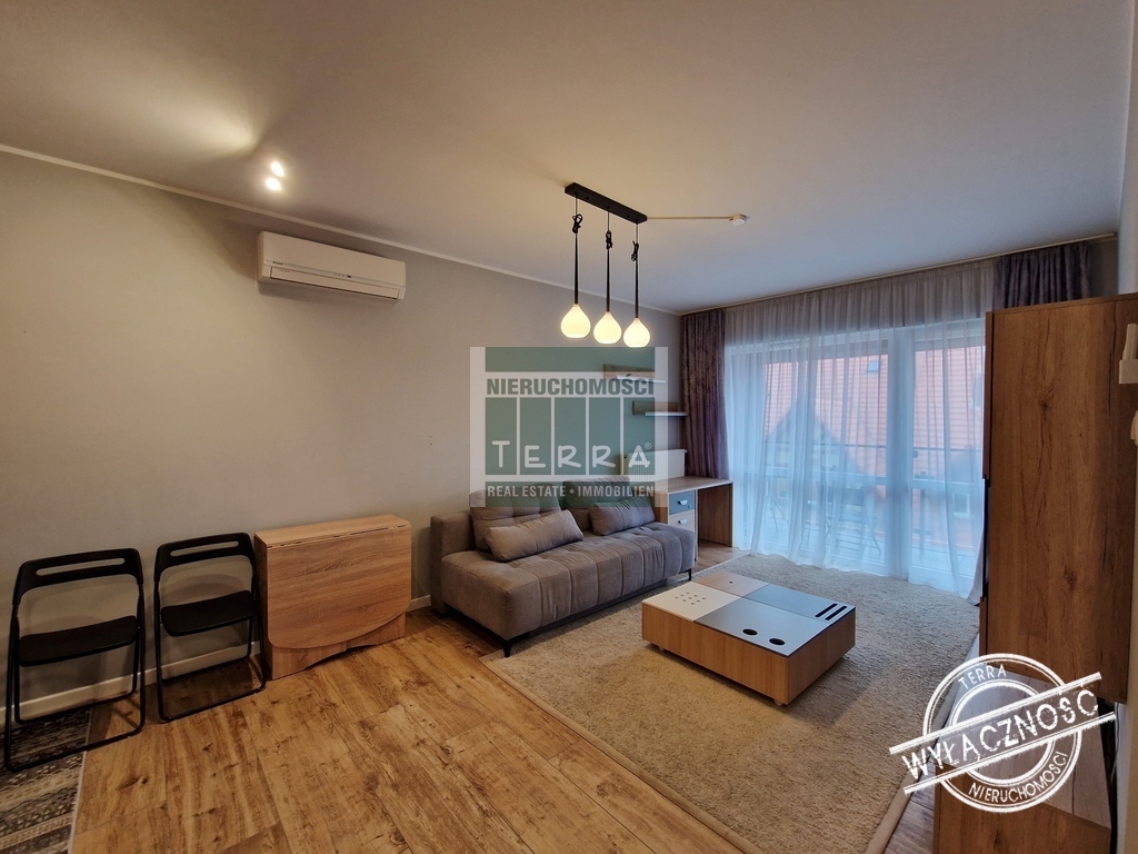 KOMFORTOWY APARTAMENT Z MIEJSCEM POSTOJOWYM (3)