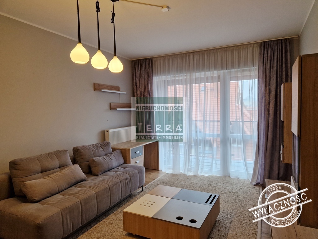 KOMFORTOWY APARTAMENT Z MIEJSCEM POSTOJOWYM (4)