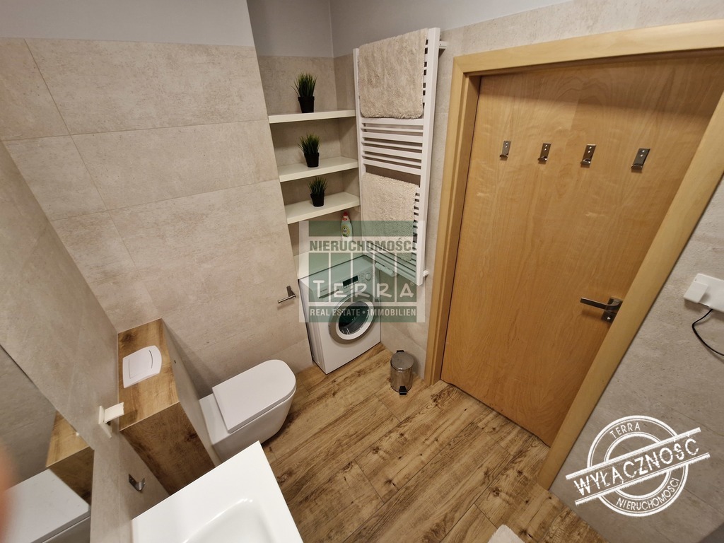 KOMFORTOWY APARTAMENT Z MIEJSCEM POSTOJOWYM (8)