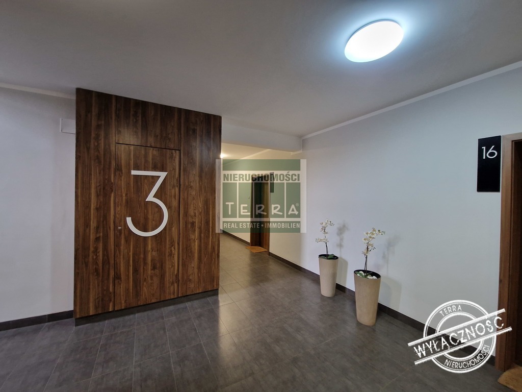 KOMFORTOWY APARTAMENT Z MIEJSCEM POSTOJOWYM (11)
