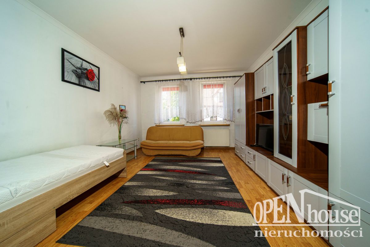 Dom ok. 150 m2, - ul. Aldony 7 (12)