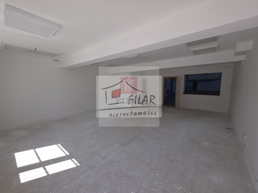 Hala magazynowa z biurami na wyynajem-460m2. (9)