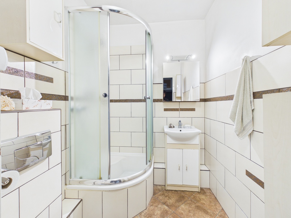2 pok, osobna kuchnia, balkon, ul. Świętoborzyców (11)