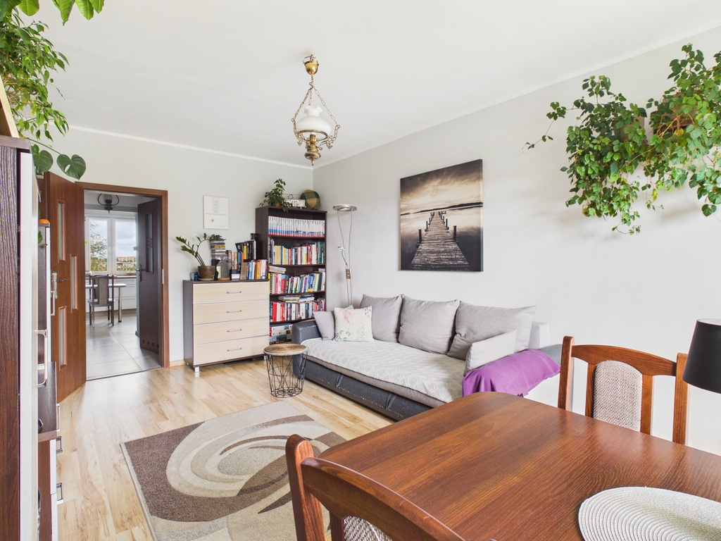2 pok, osobna kuchnia, balkon, ul. Świętoborzyców (4)