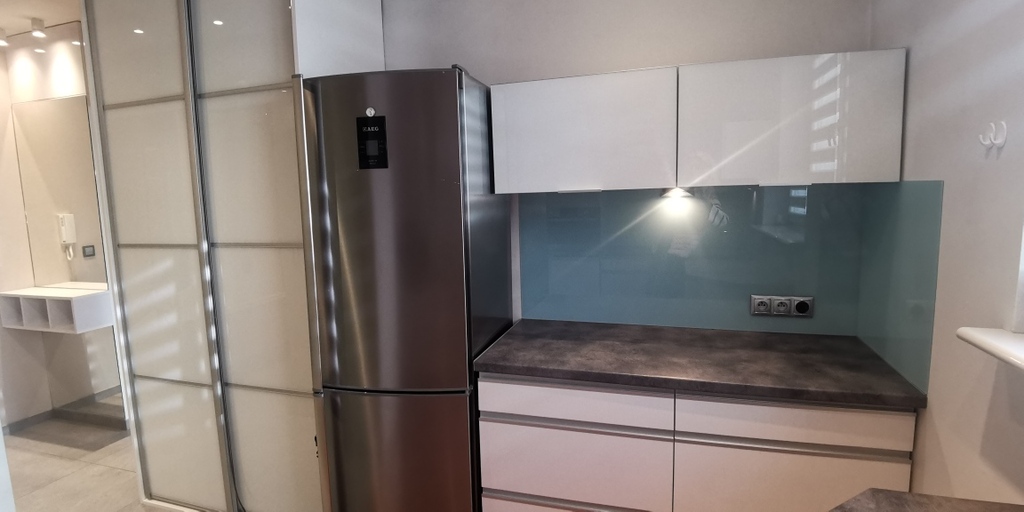 Studio 36 m2 z balkonem, w centrum (9)