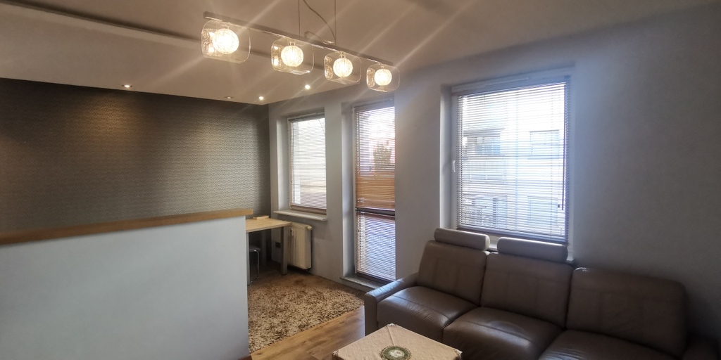 Studio 36 m2 z balkonem, w centrum (2)