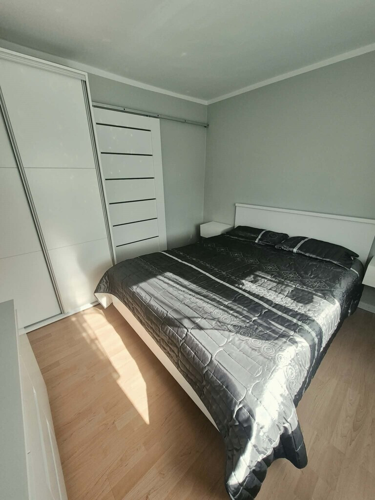2 pok  nad jeziorem (12)