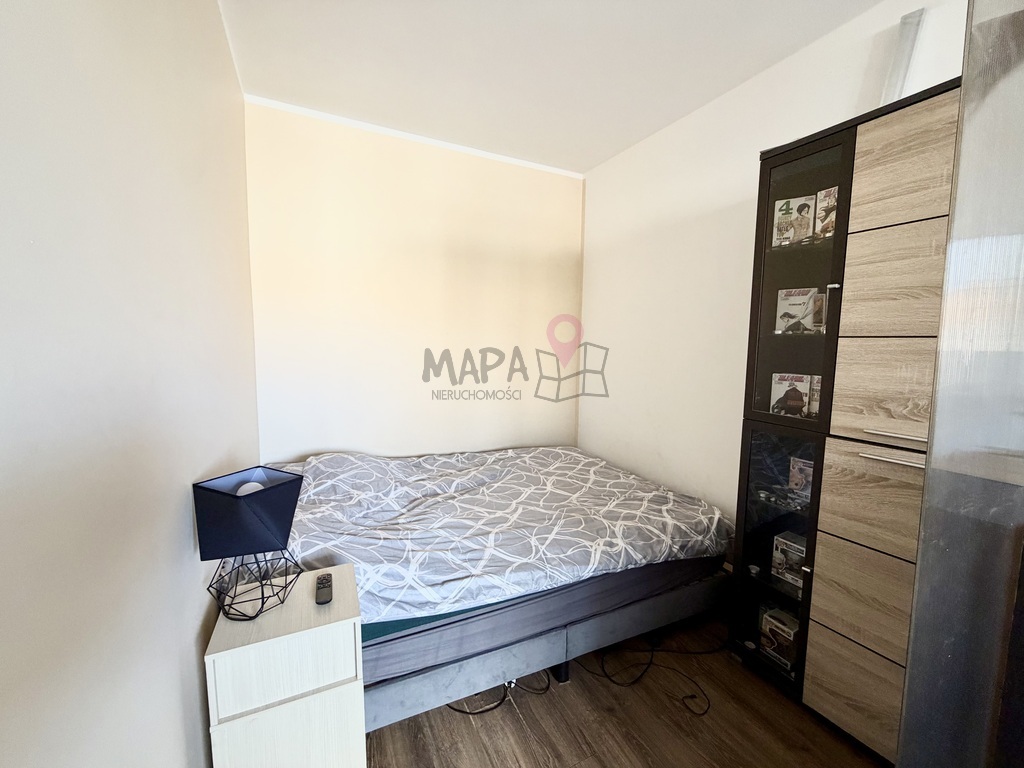 Duża kawalerka z sypialnią i balkonem os. Majowe (3)