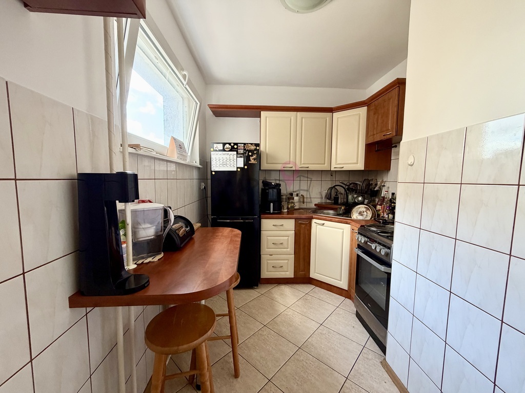 Duża kawalerka z sypialnią i balkonem os. Majowe (7)