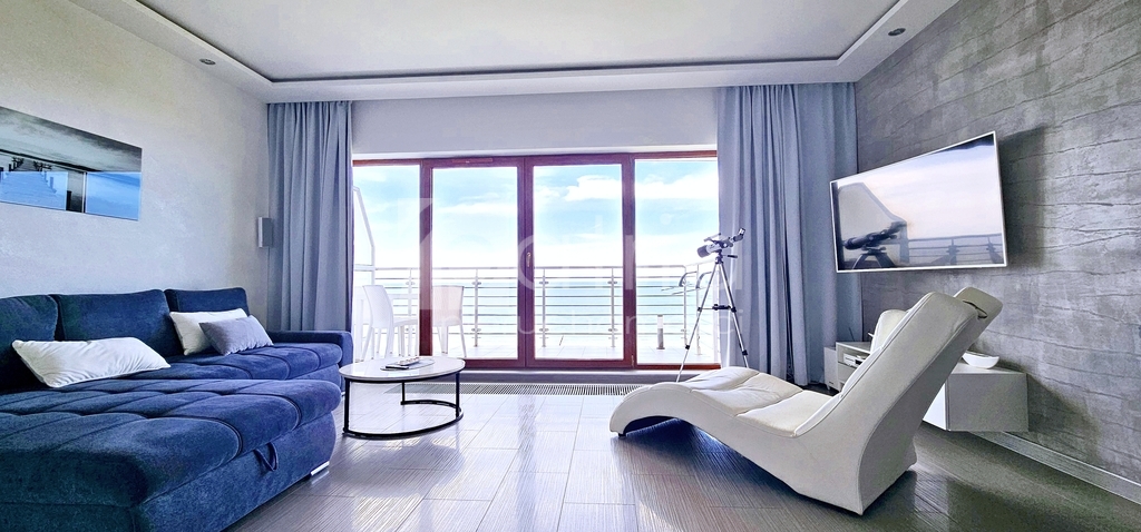 2 pokojowy apartament  z widokiem na morze (4)