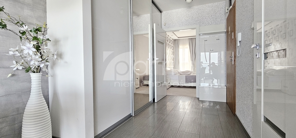 2 pokojowy apartament  z widokiem na morze (17)