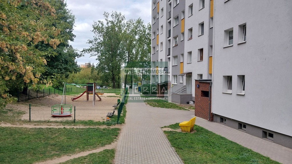 2 pokoje przy ul. Wyszyńskiego (15)
