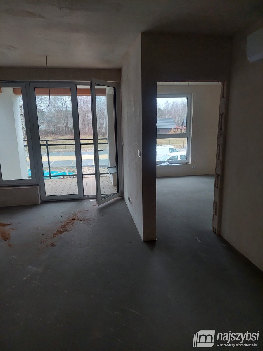MIELNO - ENKLAWA - apartament + miejsce postojowe (4)