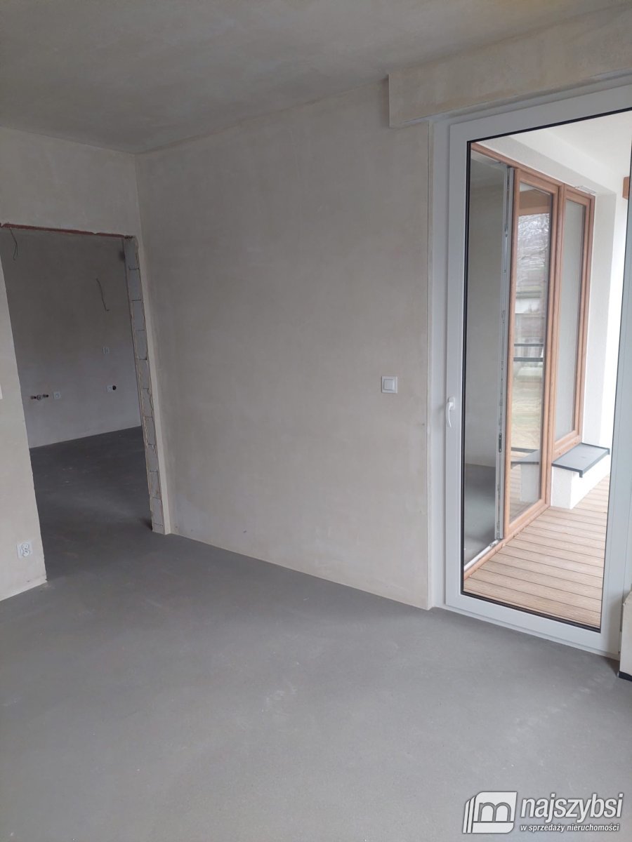 MIELNO - ENKLAWA - apartament + miejsce postojowe (7)