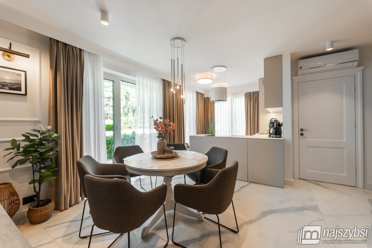 Świnoujście - 2 poziomowy apartament na promenadzi (1)