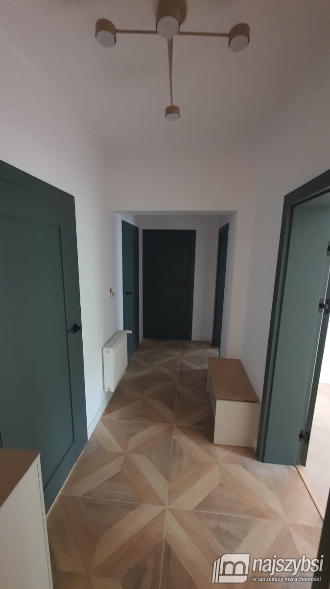 Świnoujście - przestronne mieszkanie przy Parku (7)