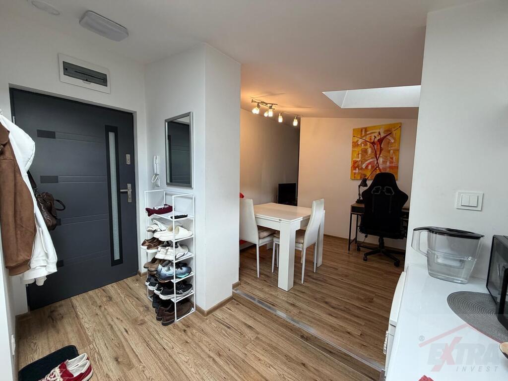 Kawalerka 29, 4 m2, poddasze, centrum Szczecina (8)