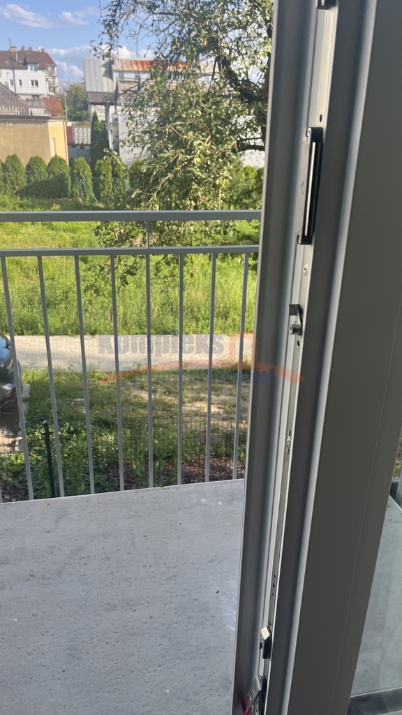 2-pokojowy apartament, balkon, miejsce garażowe. (15)
