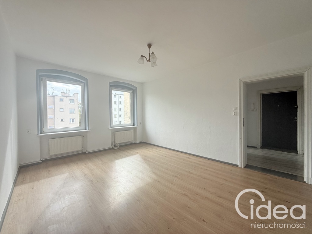 Centrum, 3 pokoje, 48,44m2, przy ZUT Langiewicza (1)