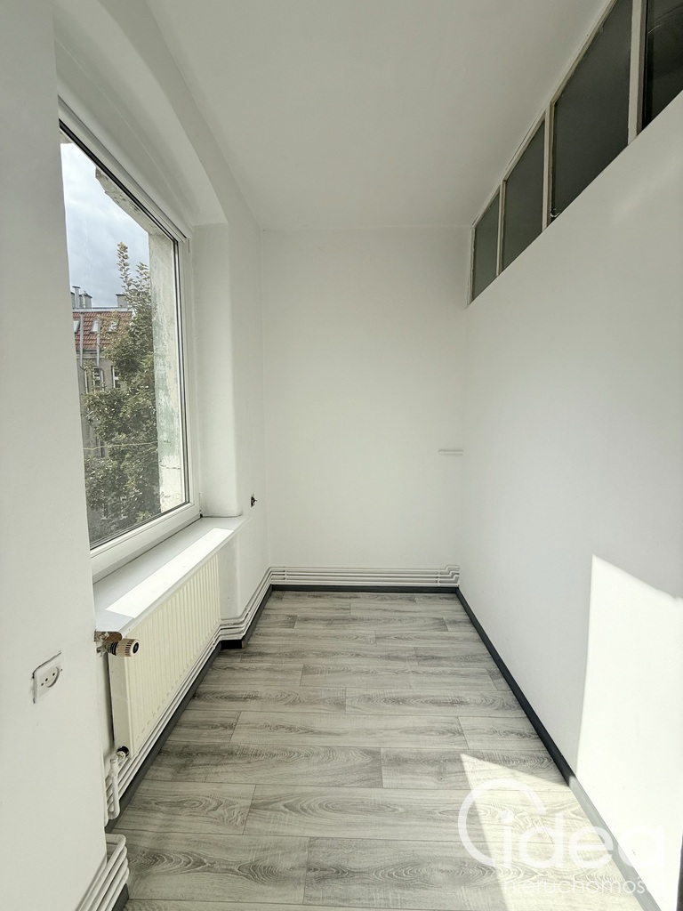 Centrum, 3 pokoje, 48,44m2, przy ZUT Langiewicza (12)