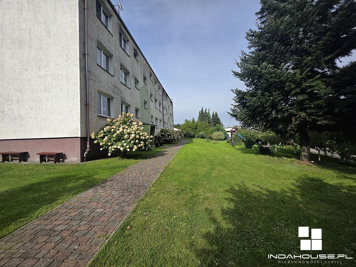 2 pokojowe, oddzielna kuchnia, balkon. Garaż w cen (13)