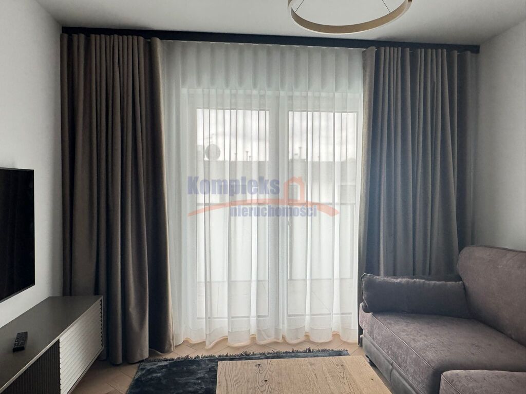 Na wynajem apartament 2 pok.z garażem Oś.Gardenia (10)