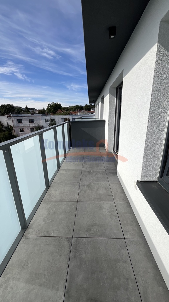 Na wynajem apartament 2 pok.z garażem Oś.Gardenia (24)