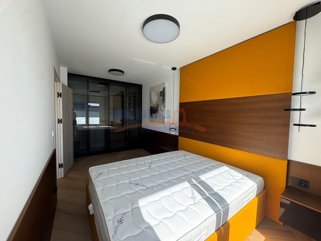 Na wynajem apartament 2 pok.z garażem Oś.Gardenia (12)