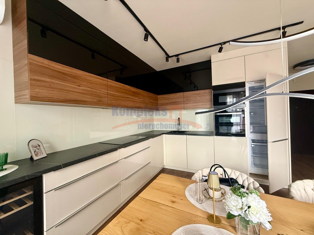 Dwupoziomowy apartament 92 m2 Kołobrzeg (2)