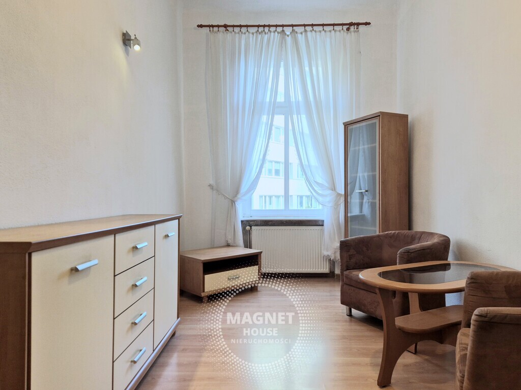 Idealne na wynajem  Centrum  zadbana kamienica (1)