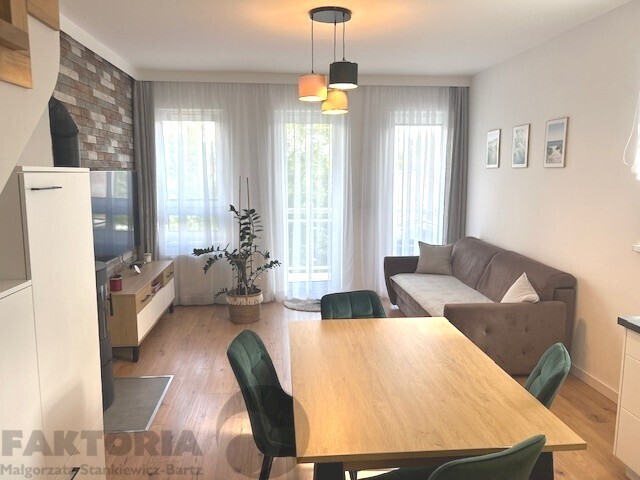 Apartament 61m2, m.post., kom. lokat., 2 balkony (5)