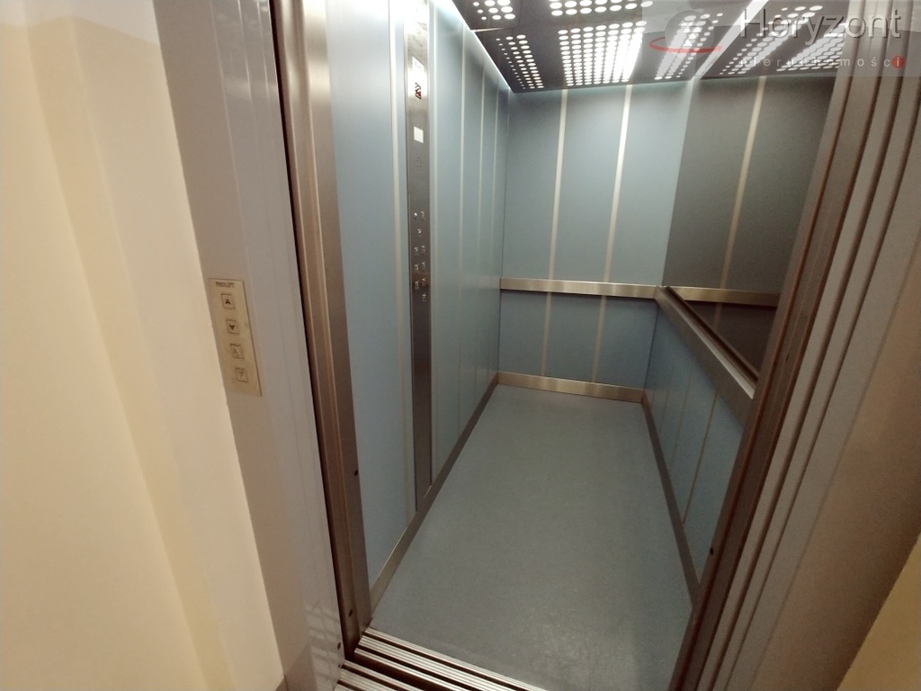 2pok. ul. Staromłyńska, Centrum i cisza w jednym (10)