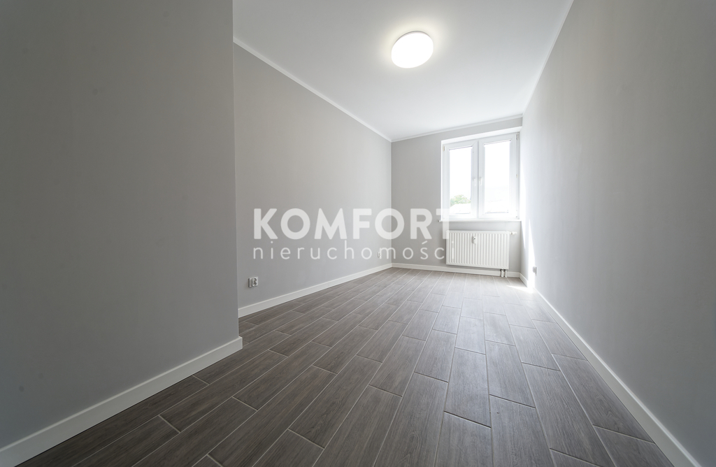 3 Pok z tarasem i balkonem po generalnym remoncie (5)