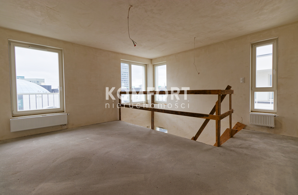Nowy 2-poziomowy apartament vis a vis galaxy (9)