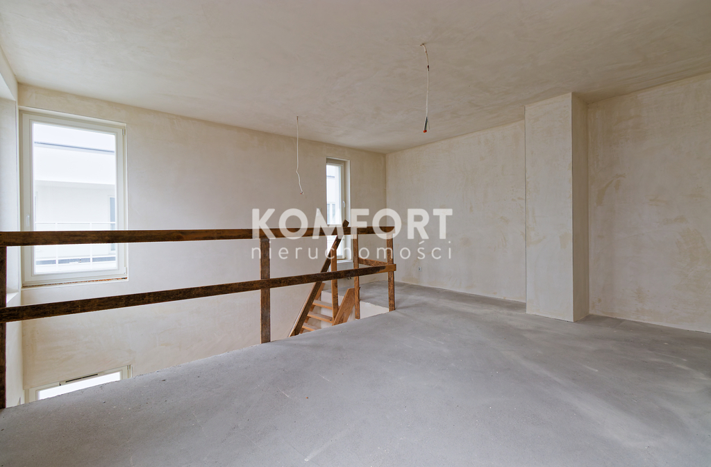Nowy 2-poziomowy apartament vis a vis galaxy (10)
