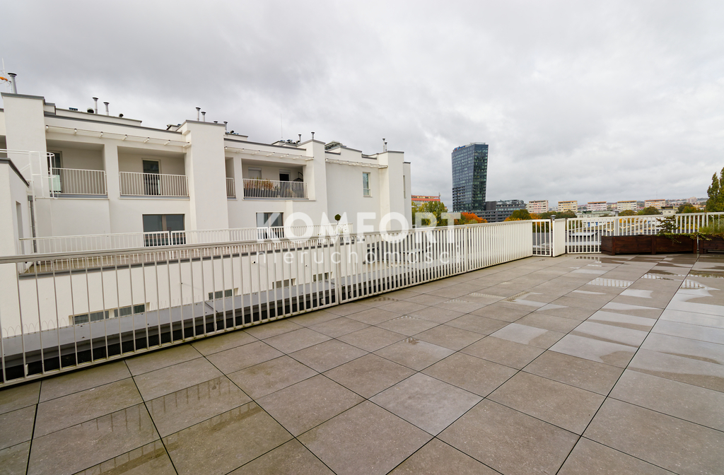 Nowy 2-poziomowy apartament vis a vis galaxy (15)