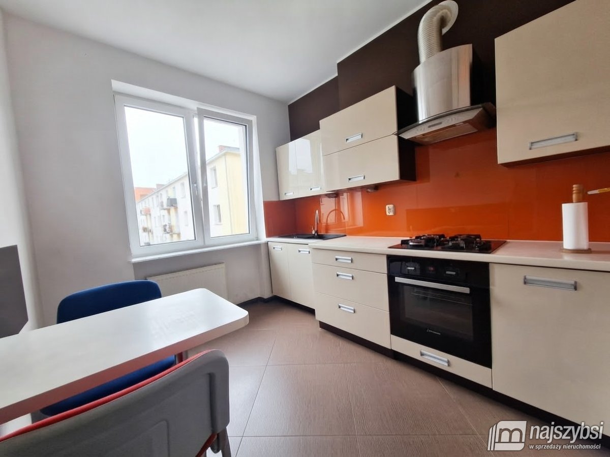 Kołobrzeg- mieszkanie 47,5m2 w samym sercu miasta! (2)