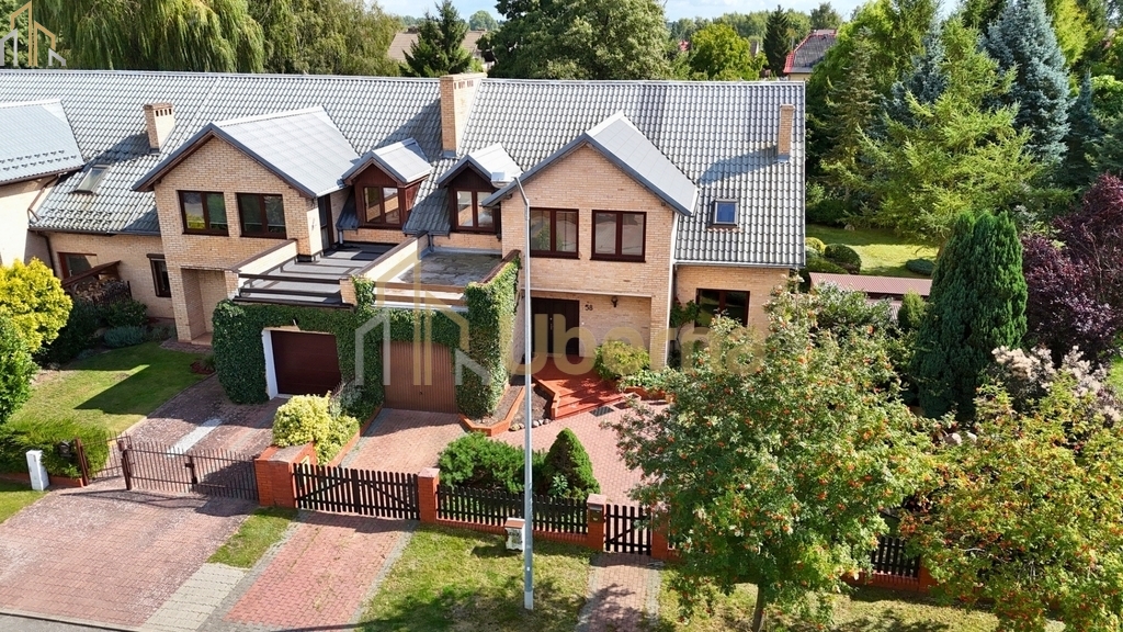 Przestronny dom na sprzedaż 251 m2 Goleniów (1)