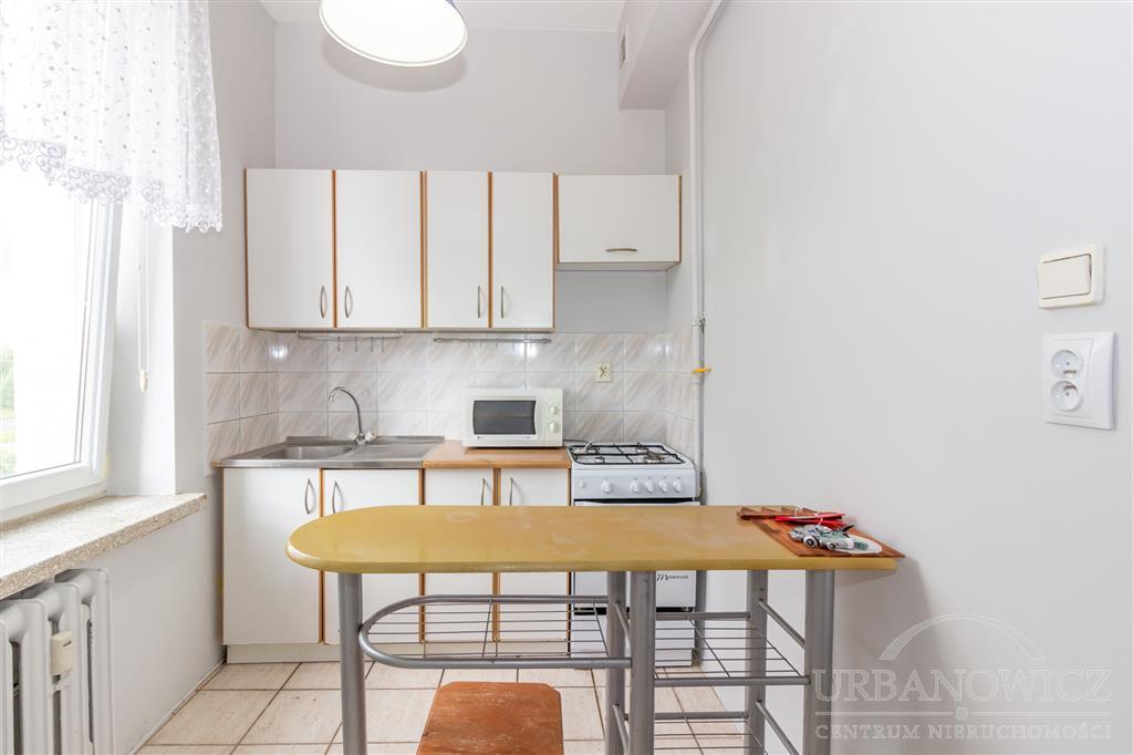 1-pok mieszkanie na 1 piętrze z dużą loggią. Bowid (8)
