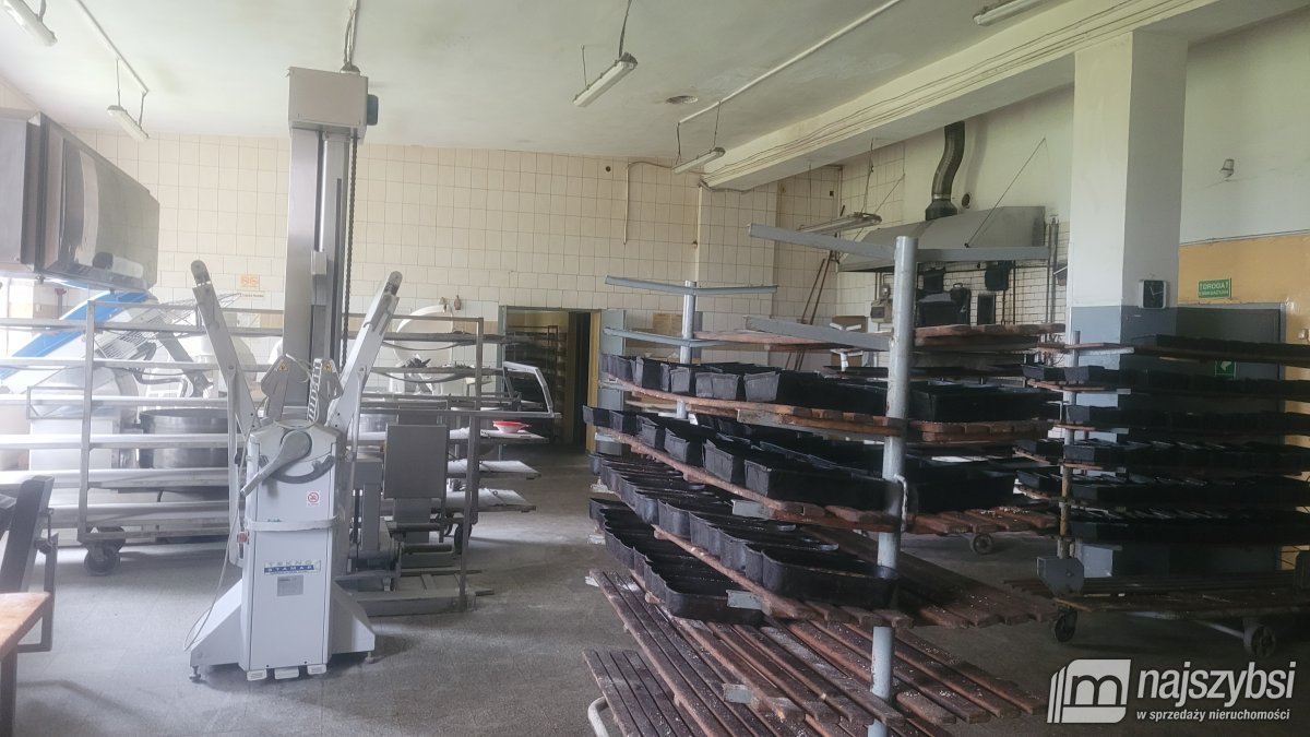 Świdwin- Obiekt produkcyjno- magazynowy 579 m2. Us (13)
