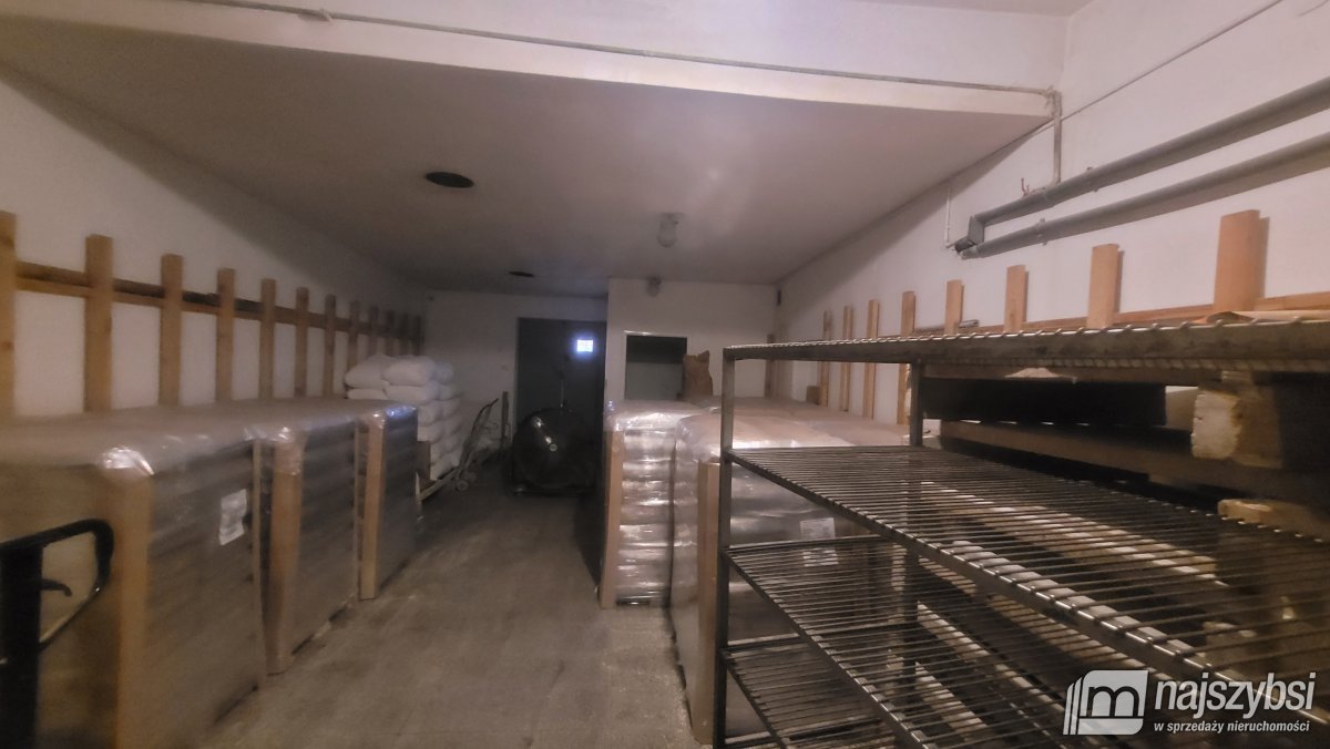 Świdwin- Obiekt produkcyjno- magazynowy 579 m2. Us (16)