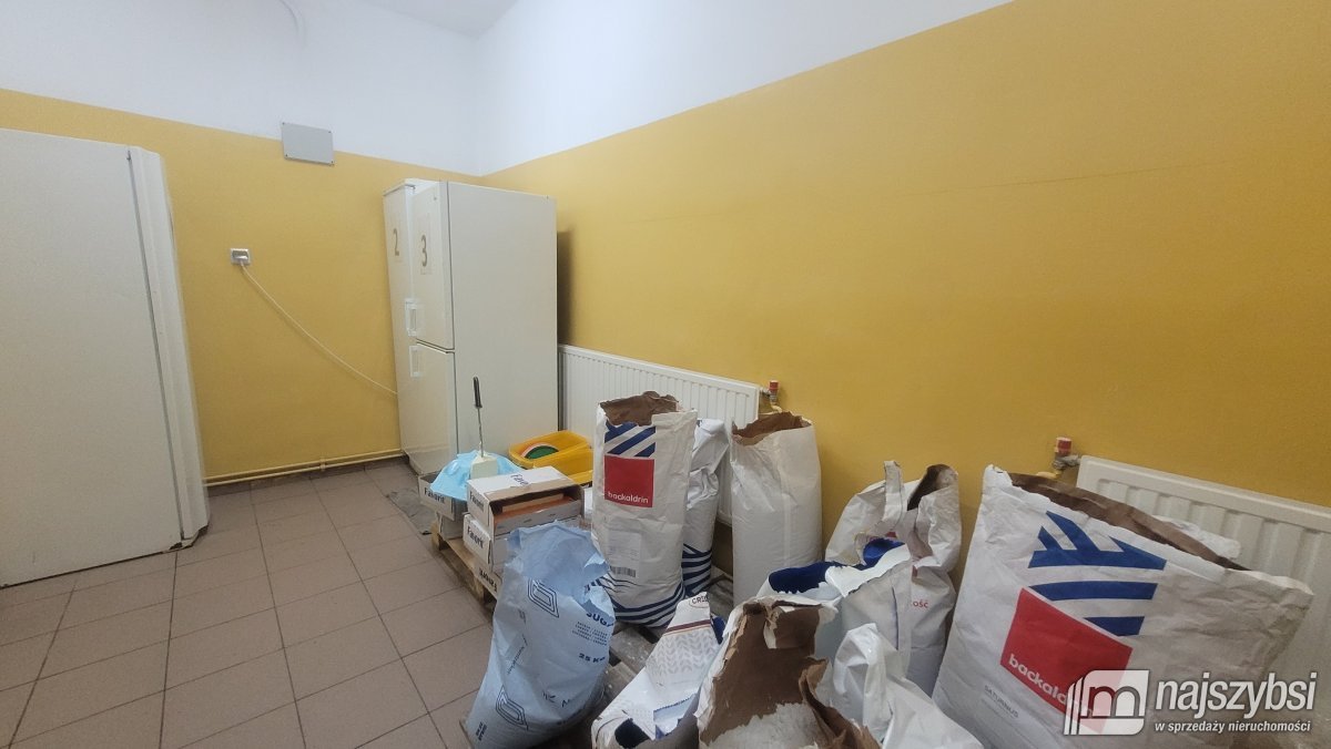 Świdwin- Obiekt produkcyjno- magazynowy 579 m2. Us (19)