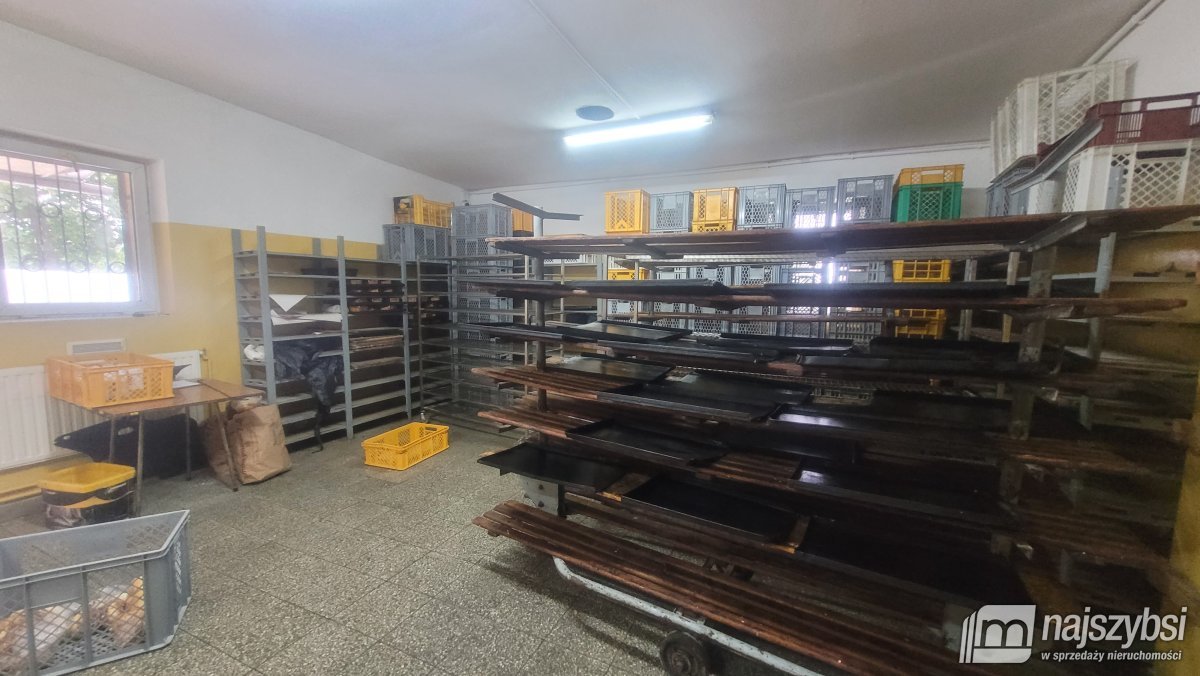 Świdwin- Obiekt produkcyjno- magazynowy 579 m2. Us (29)