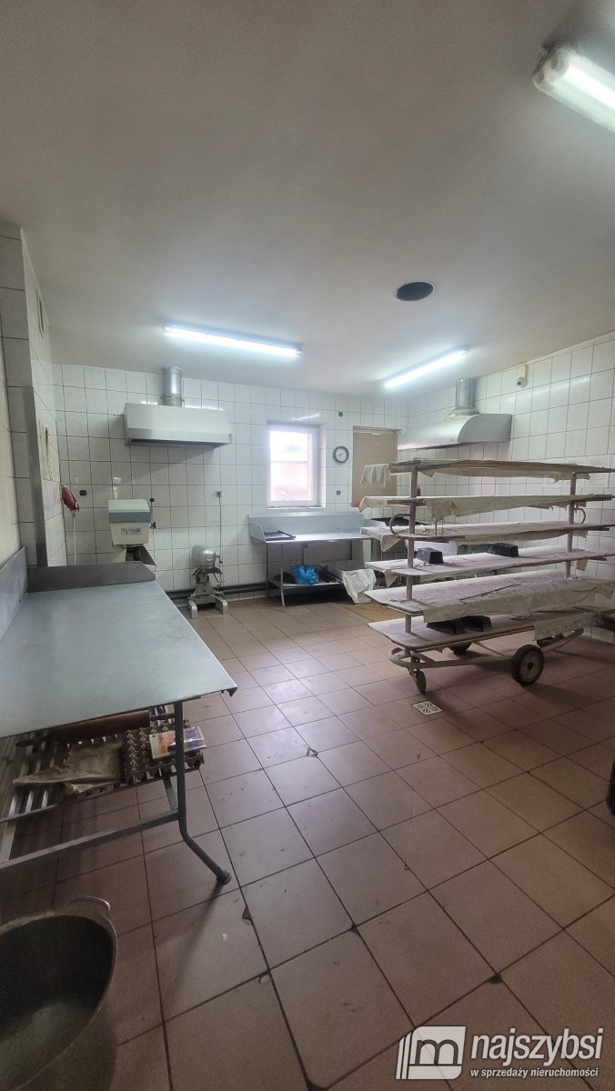 Świdwin- Obiekt produkcyjno- magazynowy 579 m2. Us (32)