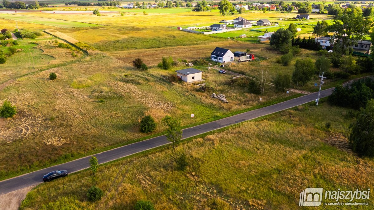 Lubczyna - działka 2247 m2 z WZ (3)